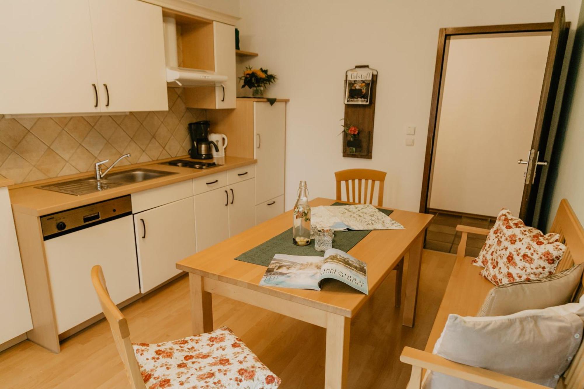 Wessner Hof Landhotel & Restaurant Marquartstein Pokoj fotografie